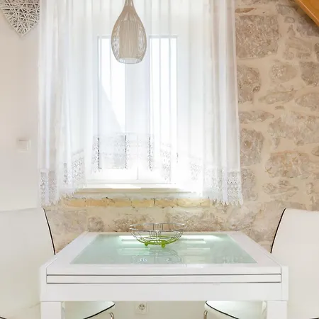A Luxury Sibenik-4 By Interhome شقة شيبينيك