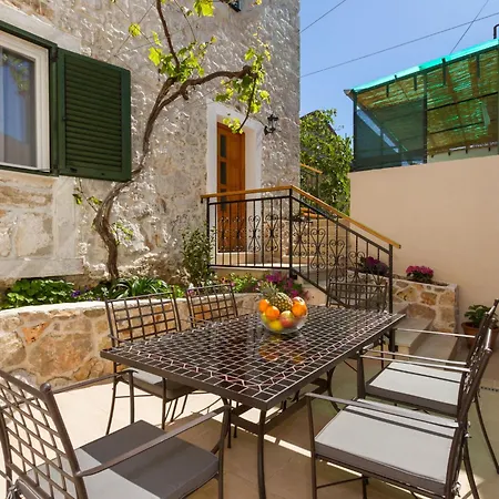 A Luxury Sibenik-4 By Interhome شقة *